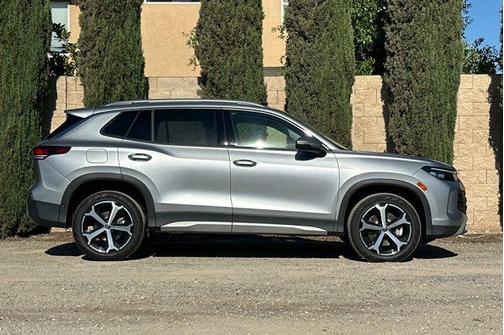 2025 Volkswagen Tiguan 2.0T SE 4MOTION