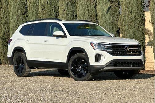 2026 Volkswagen Atlas 2.0T SE w/Technology 4MOTION