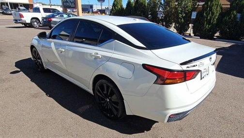 2022 Nissan Altima 2.5 SR