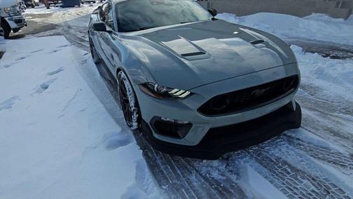 2022 Ford Mustang Mach 1