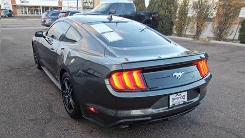 2020 Ford Mustang EcoBoost