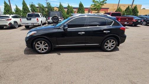 2016 INFINITI QX50 Base