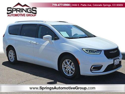 2021 Chrysler Pacifica Touring-L