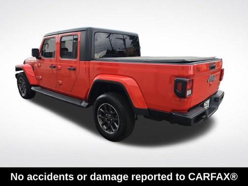 Firecracker Red Clearcoat 2021 Jeep Gladiator Overland