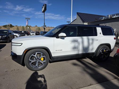 2024 Rivian R1S Adventure Quad Motor Large Pack