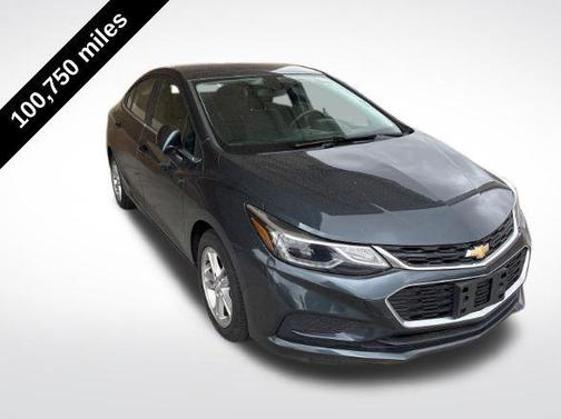 Graphite Metallic 2017 Chevrolet Cruze LT