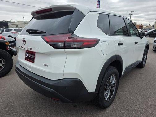 2021 Nissan Rogue S