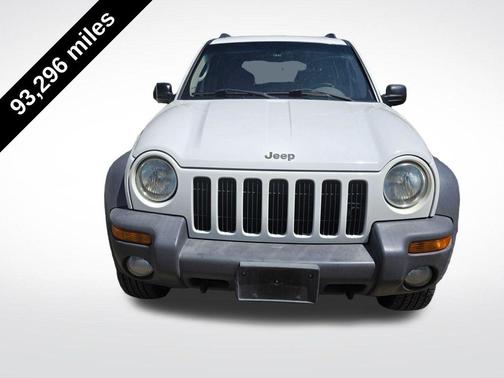 White 2002 Jeep Liberty Sport