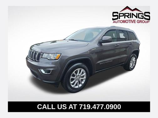 Granite Crystal Clearcoat Metallic 2021 Jeep Grand Cherokee Laredo E