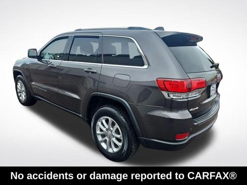 Granite Crystal Clearcoat Metallic 2021 Jeep Grand Cherokee Laredo E