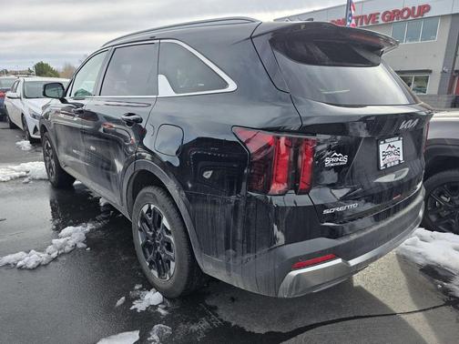 2025 Kia Sorento S