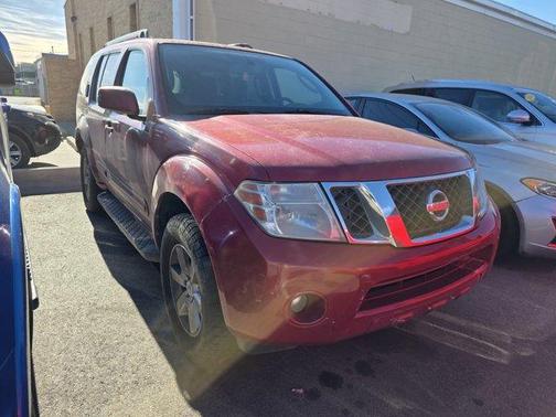 2012 Nissan Pathfinder SV