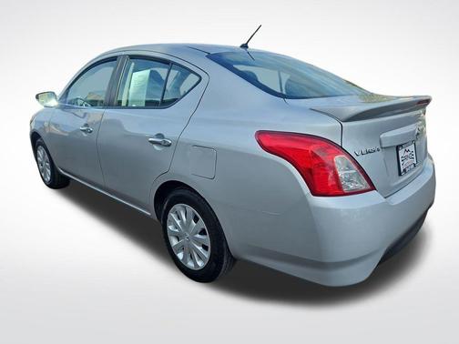 2017 Nissan Versa 1.6 SV