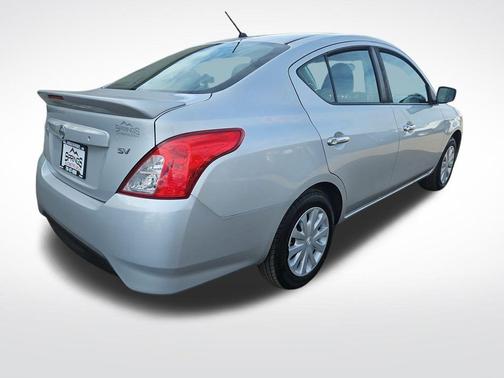 2017 Nissan Versa 1.6 SV