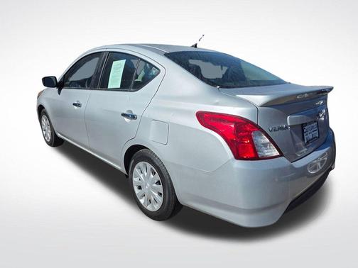 2017 Nissan Versa 1.6 SV