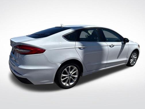 Oxford White 2020 Ford Fusion Hybrid SE