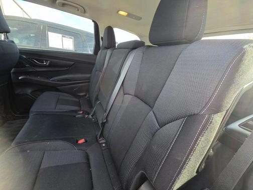 2023 Subaru Ascent Premium 8-Passenger