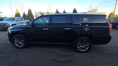 2020 Cadillac Escalade ESV Premium Luxury