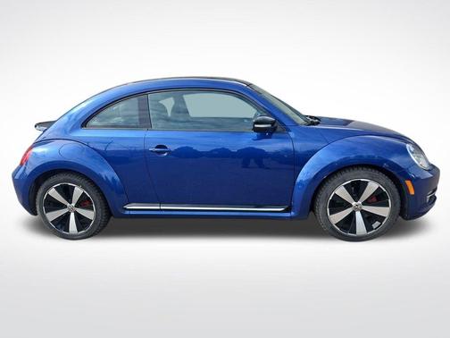 2012 Volkswagen Beetle 