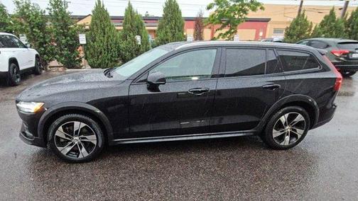 2020 Volvo V60 Cross Country T5