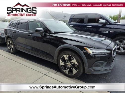 2020 Volvo V60 Cross Country T5