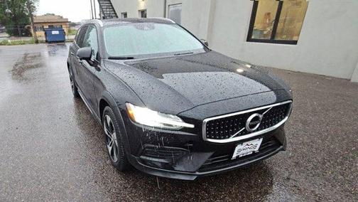 2020 Volvo V60 Cross Country T5
