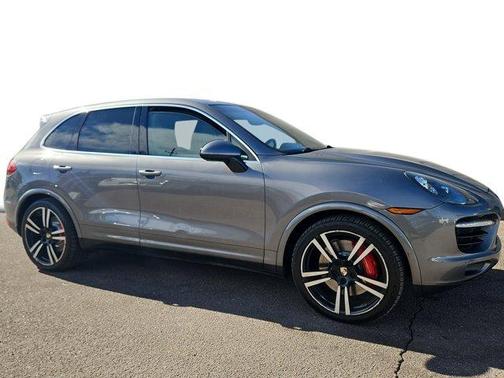 2014 Porsche Cayenne Turbo