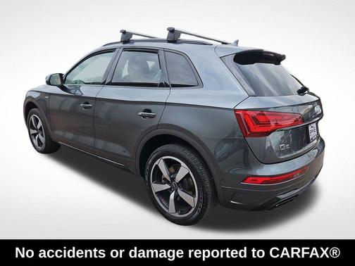 Daytona Gray Pearl Effect 2022 Audi Q5 45 S line Prestige
