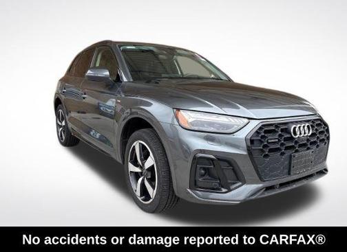 Daytona Gray Pearl Effect 2022 Audi Q5 45 S line Prestige
