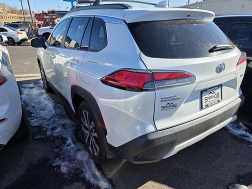 2024 Toyota Corolla Cross XLE