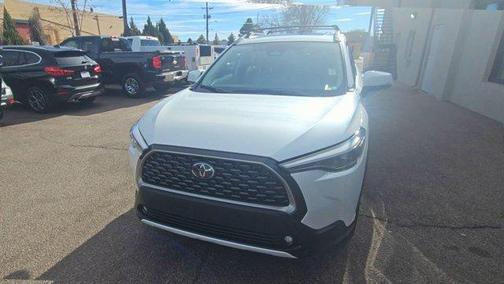 2024 Toyota Corolla Cross XLE