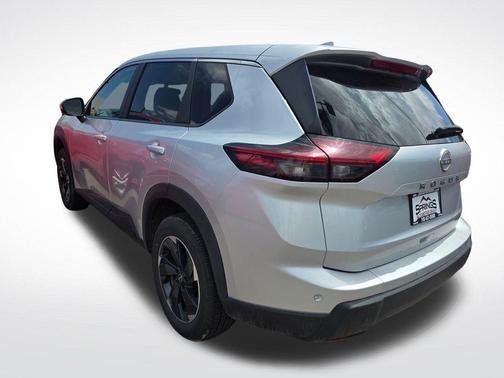 Brilliant Silver Metallic 2025 Nissan Rogue SV