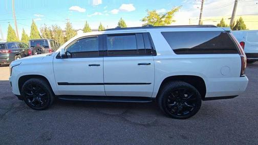 2020 Cadillac Escalade ESV Luxury