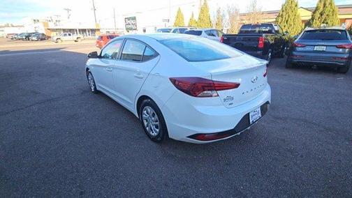 2020 Hyundai ELANTRA SE