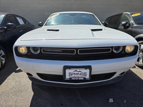 2019 Dodge Challenger SXT