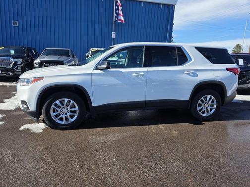 2021 Chevrolet Traverse LS