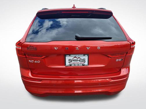 Red 2023 Volvo XC60 B5 Core