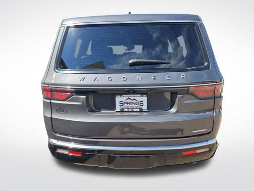 Metallic 2024 Jeep Wagoneer Series II