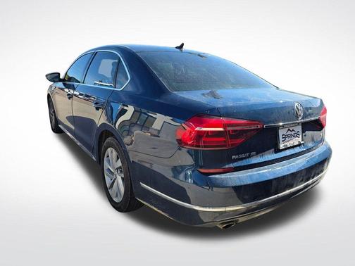 Tourmaline Blue Metallic 2018 Volkswagen Passat 2.0T SE