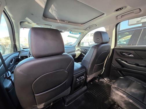 2021 Chevrolet Traverse Premier