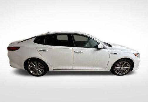 Snow White Pearl 2017 Kia Optima SXL Turbo