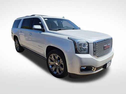 White Frost Tri-Coat 2016 GMC Yukon XL Denali