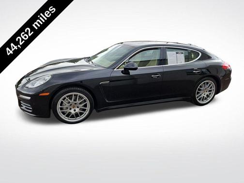 Black 2015 Porsche Panamera