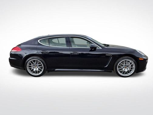 Black 2015 Porsche Panamera