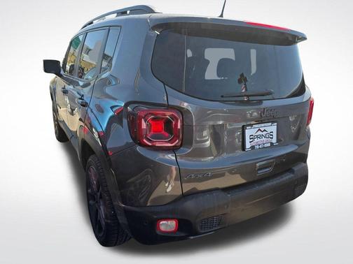 Granite Crystal Clearcoat Metallic 2021 Jeep Renegade Latitude