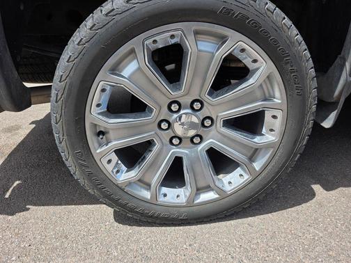 Mineral Metallic 2018 GMC Sierra 1500 Denali