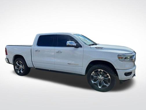Bright White Clearcoat 2020 RAM 1500 Longhorn