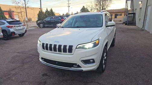 2019 Jeep Cherokee Overland