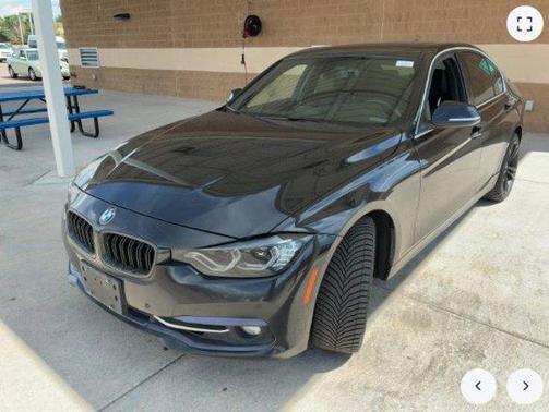2017 BMW 330 i xDrive