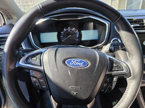 2020 Ford Fusion SEL